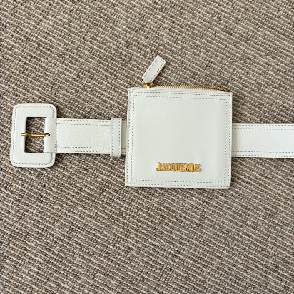 Jacquemus White Belt card / coin holder